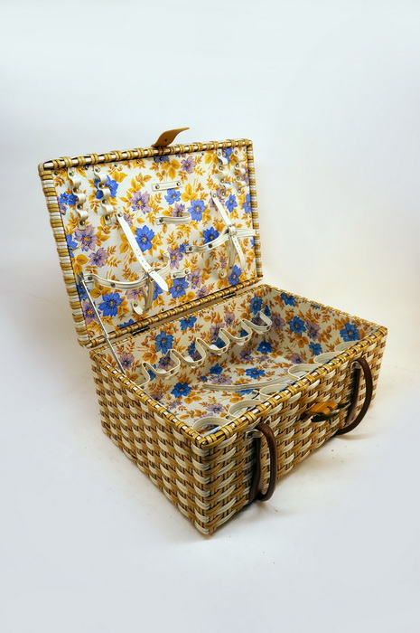 cesto pic-nic madera plastico 22x50x34 1u